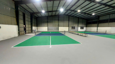 thi-cong-son-the-thao-pickleball